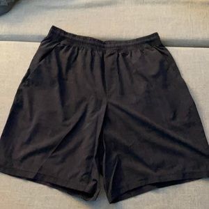 Lululemon shorts (size L) Black/Gray